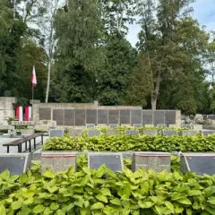 Jak sprawdzić datę pogrzebu w Tychach i uniknąć nieporozumień