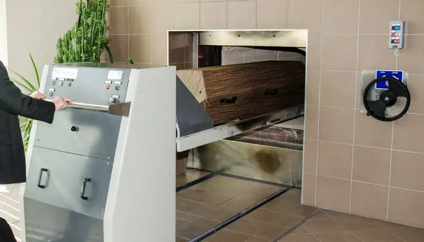 Co czuję dusza podczas kremacji? Prawda o odczuciach po śmierci