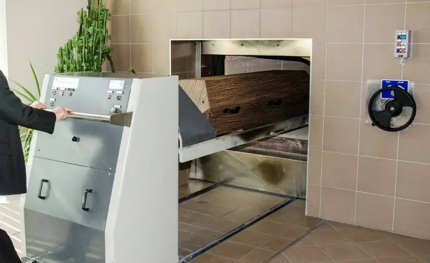 Co czuję dusza podczas kremacji? Prawda o odczuciach po śmierci