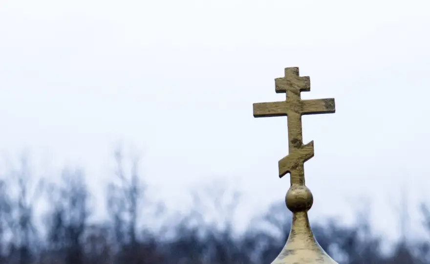 Pogrzeb prawosławny - Jak przebiega i co oznaczają symbole?