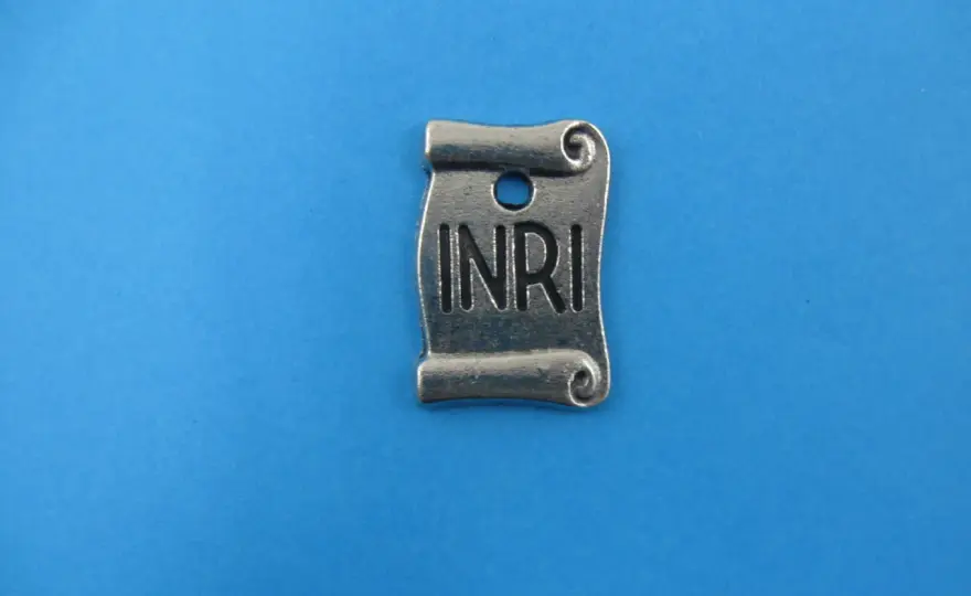INRI na krzyżu - co oznacza ten napis?