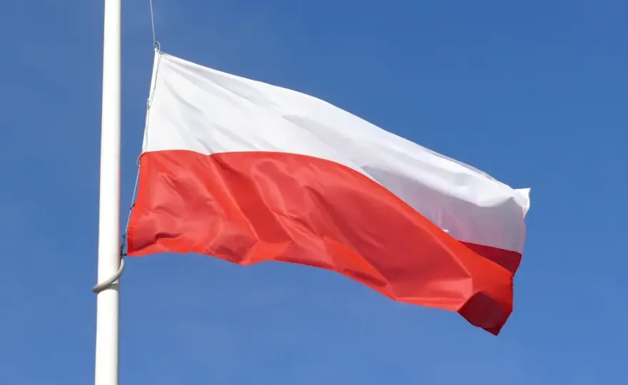 Czy żałoba jest obowiązkowa? Prawo, zwyczaje i dni wolne