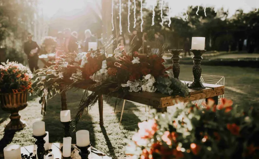 Ceremonia pogrzebowa inaczej - Jak zaplanować osobiste pożegnanie?